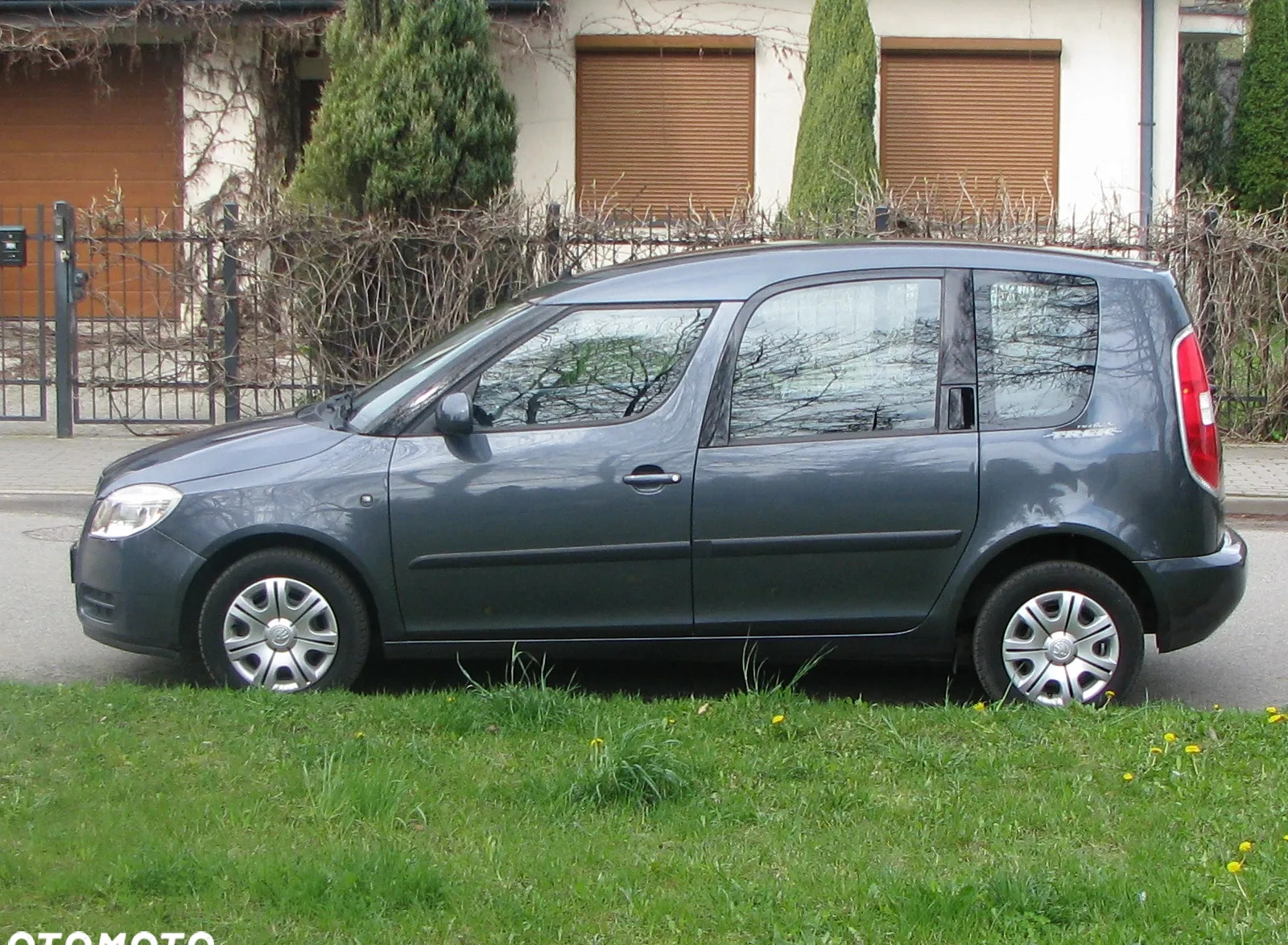 Skoda Roomster cena 14900 przebieg: 183000, rok produkcji 2008 z Sieradz małe 211